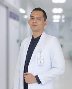Photo-Nakes-SMS---Dr.-Erick-(Obgyn).jpg Photo-Nakes-SMS---Dr.-Erick-(Obgyn).jpg