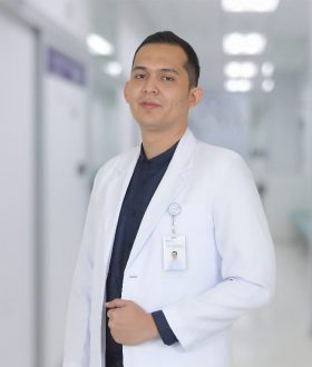 Photo-Nakes-SMS---Dr.-Erick-(Obgyn).jpg Photo-Nakes-SMS---Dr.-Erick-(Obgyn).jpg